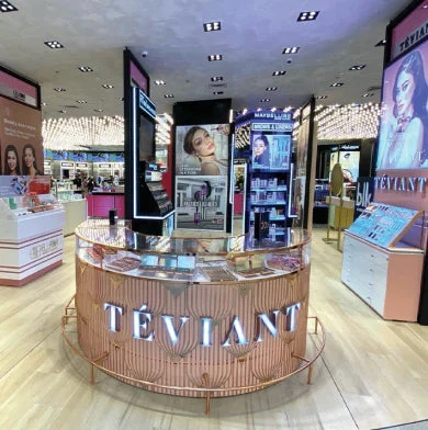 Teviant at Look Aura